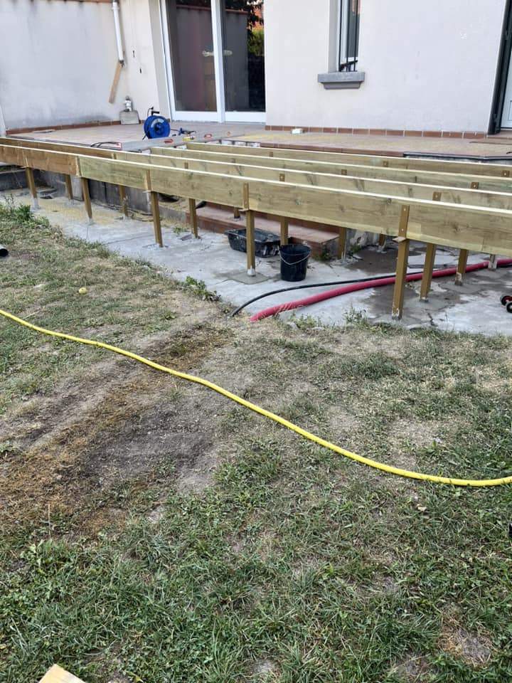 Création de terrasse Vic-le-Compte